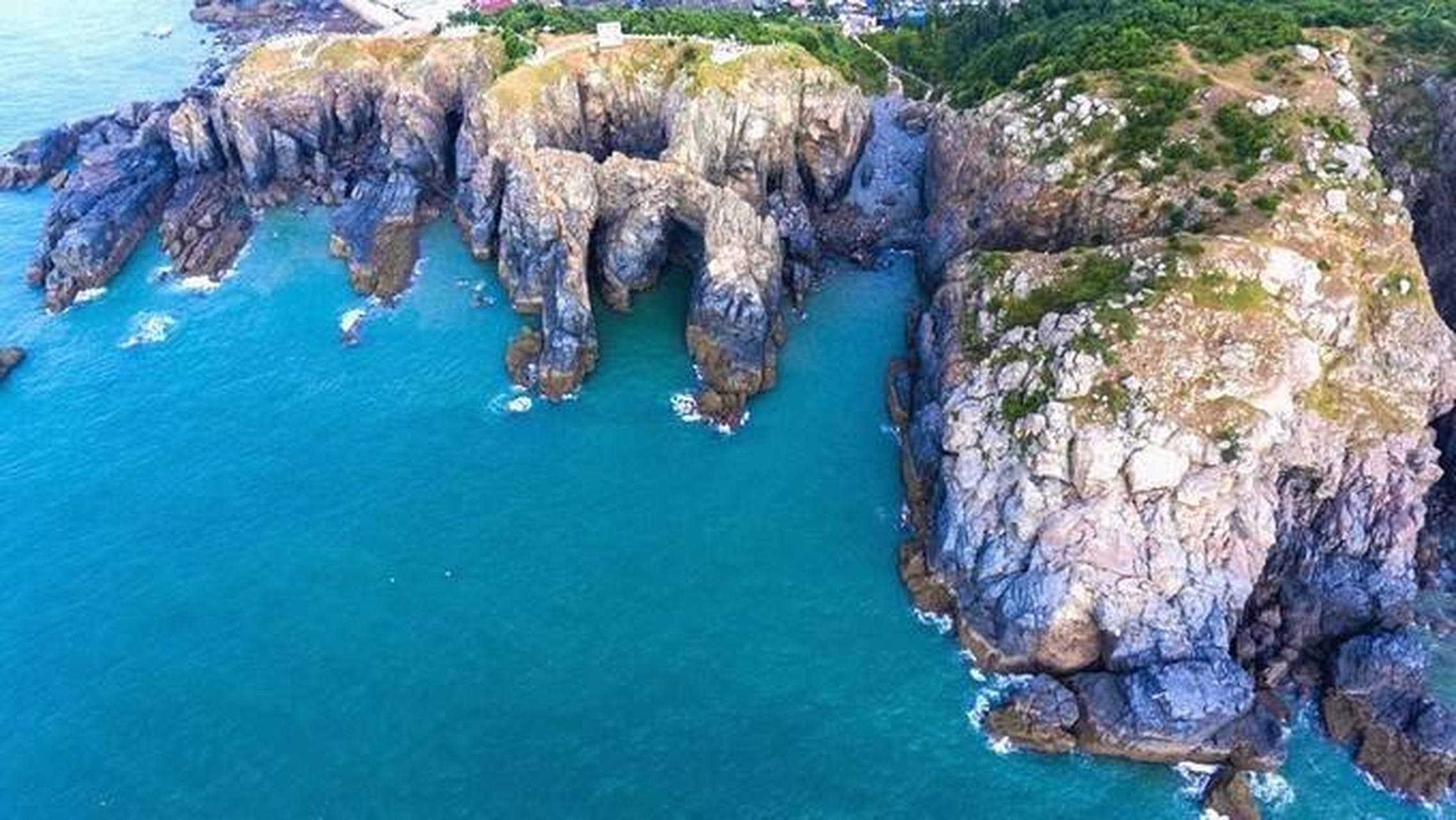 东来岚气,浮于海上:平潭“海坛岛”的奇石与波涛